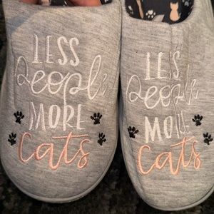 NEW Grey Cats paw 🐾 Woman’s Comfortable Casual Flats less people XL 9.5-10.5